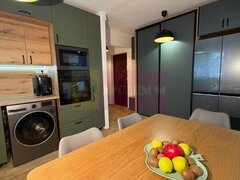 Apartament 3 camere 70mp metrou Piata Sudului cu loc parcare inclus